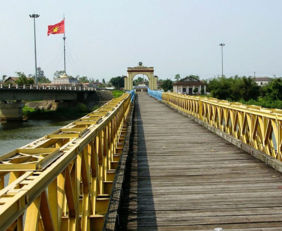 hien-luong-brigde-3