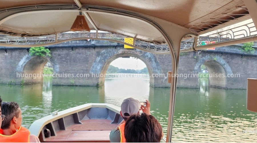 hue-e-boat-tours
